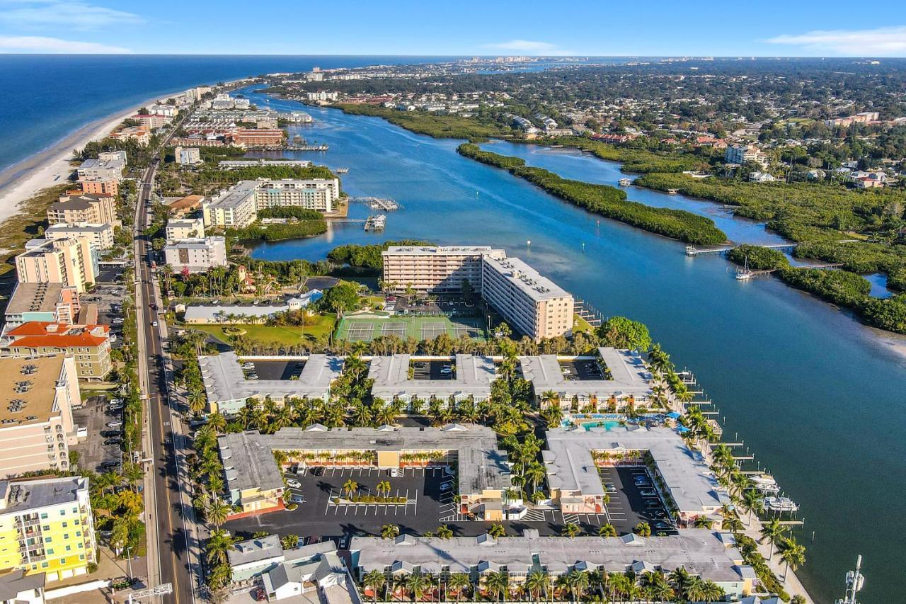 Barefoot Breeze Apartment Clearwater Beach Exterior photo