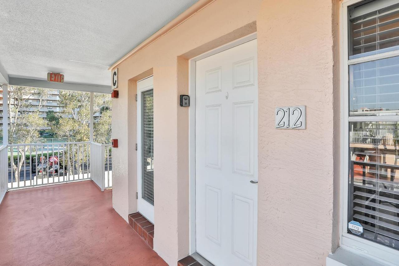 Barefoot Breeze Apartment Clearwater Beach Exterior photo