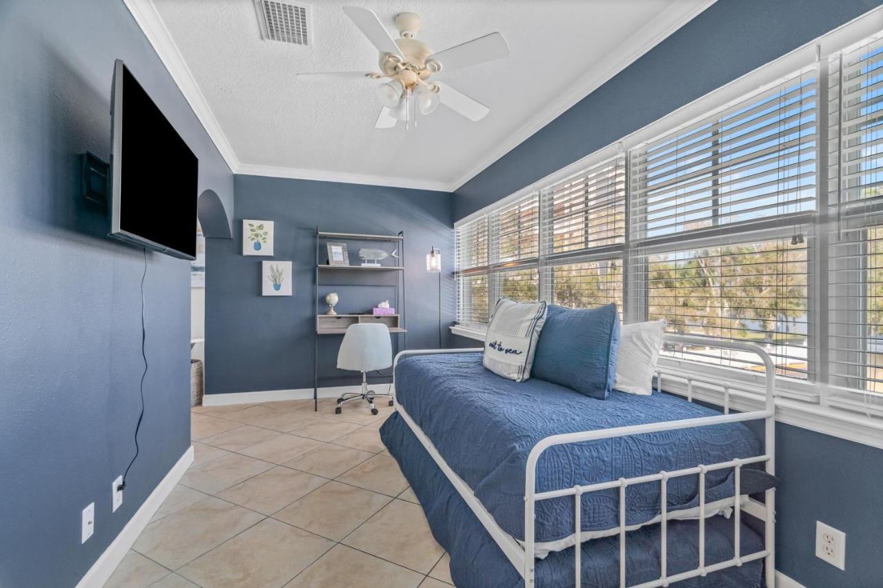 Barefoot Breeze Apartment Clearwater Beach Exterior photo