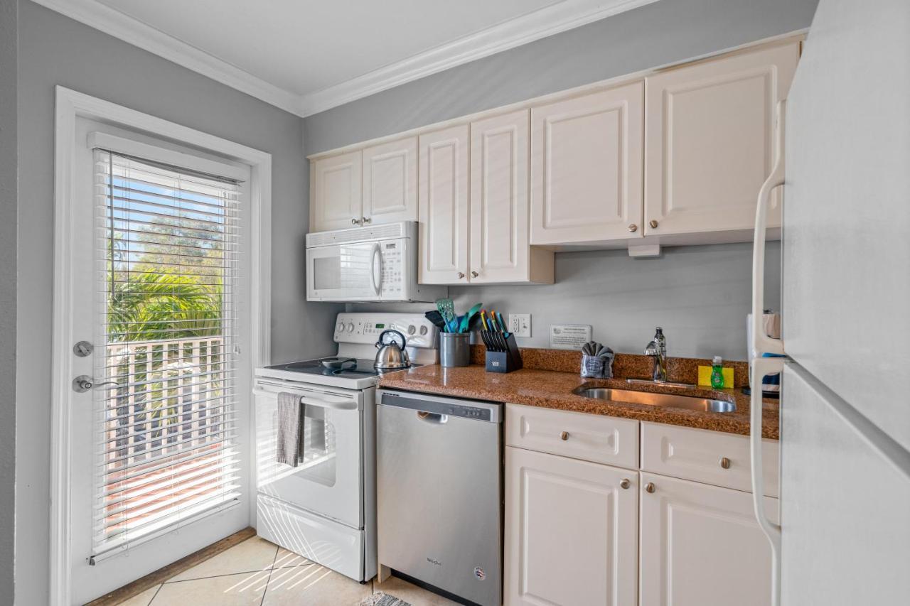 Barefoot Breeze Apartment Clearwater Beach Exterior photo